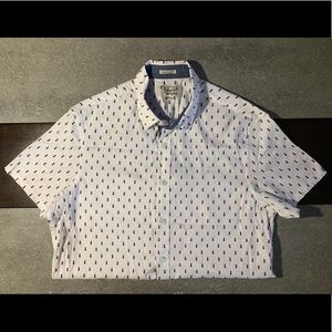 Penguin white shirt with Pineapple large